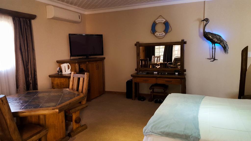 Aark Guest Lodge Vanderbijlpark Buitenkant foto