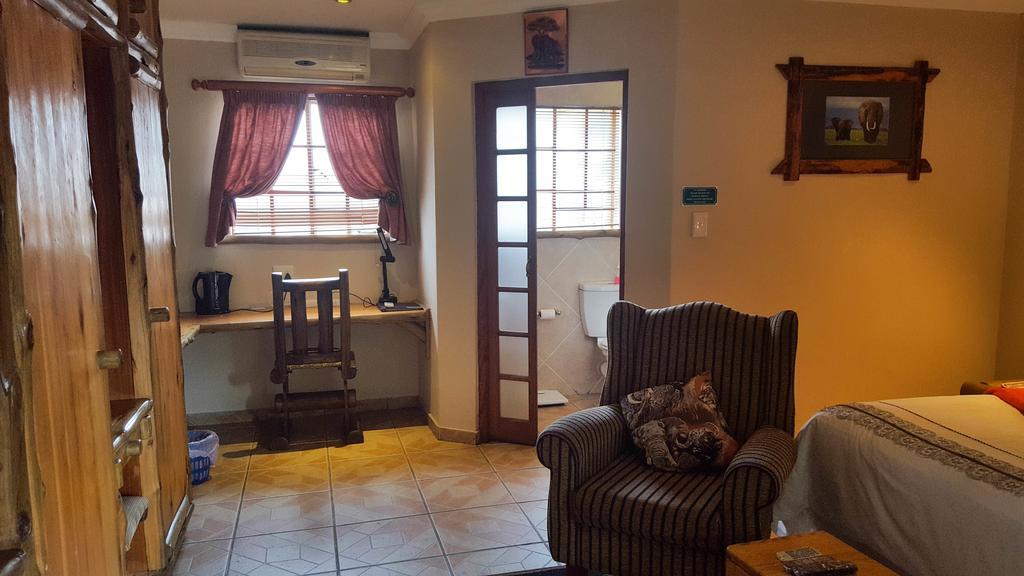 Aark Guest Lodge Vanderbijlpark Buitenkant foto