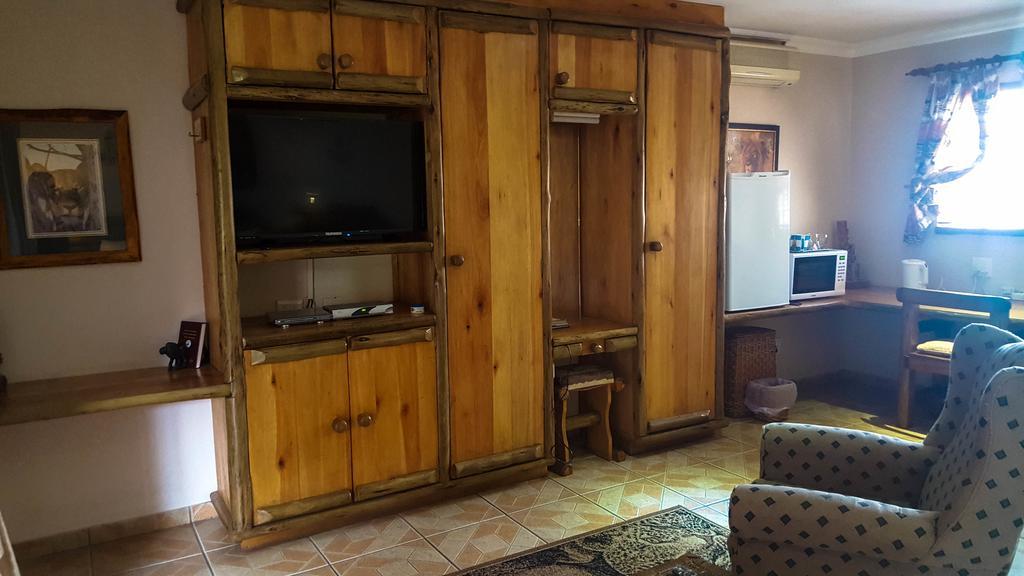 Aark Guest Lodge Vanderbijlpark Buitenkant foto