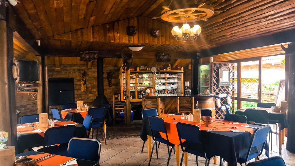 Aark Guest Lodge Vanderbijlpark Buitenkant foto