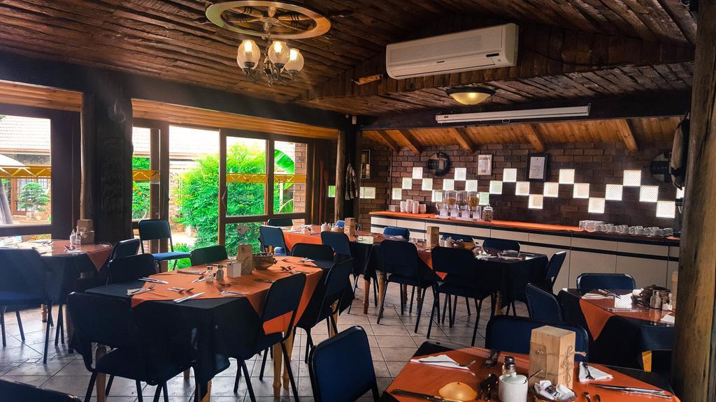 Aark Guest Lodge Vanderbijlpark Buitenkant foto